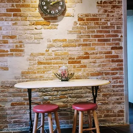 Tatil Evi Maison Typique Avec Cour Privee Et Wifi, Pres De Paris - Fr-1-527-64 *